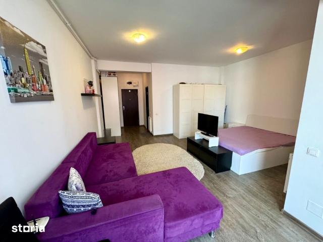 Inchiriez apartament o camera+nisa de dormit, Ared UTA