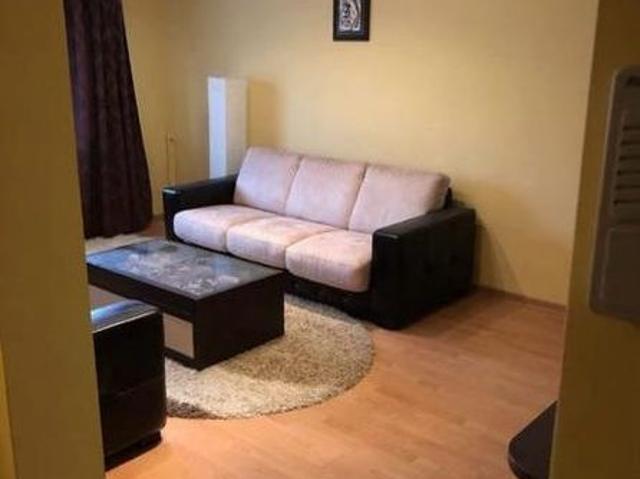Închiriez Apartament Obcini 3 camere