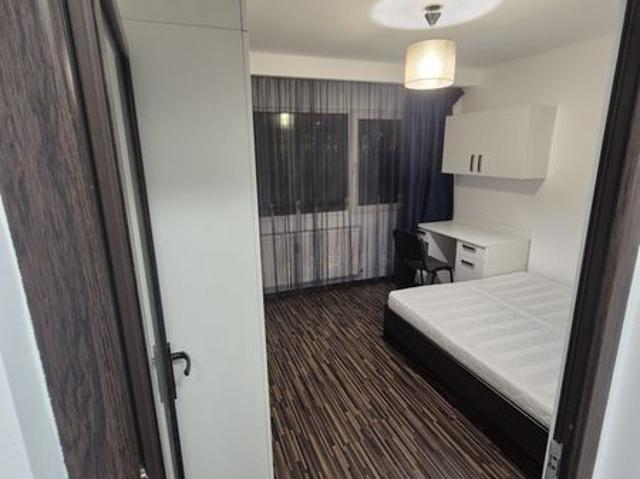 Inchiriez apartament Piata Gorjului