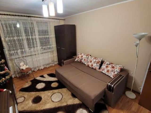 Inchiriez apartament regim hotelier