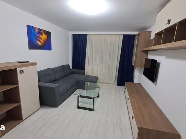 Inchiriez apartament regim hotelier