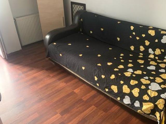 Inchiriez apartament regim hotelier