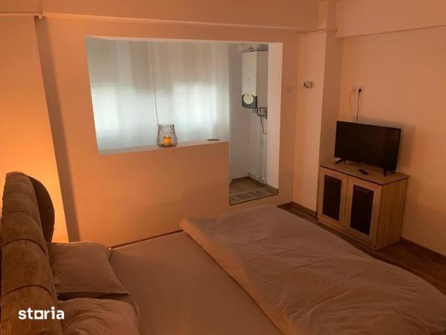 Inchiriez apartament regim hotelier