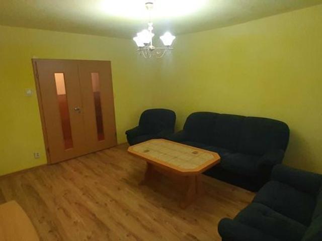 Inchiriez apartament Sebes