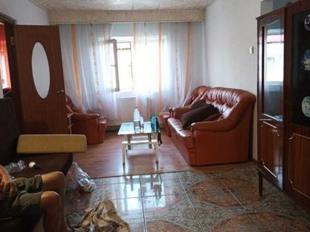 Inchiriez Apartament, str Vlad Tepes