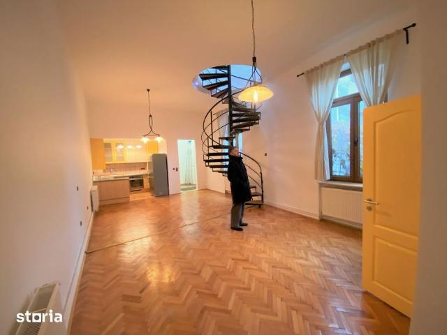 Inchiriez Apartment elegant centru vechi