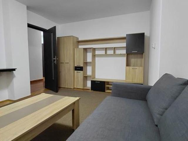 Inchiriez aprtament 2 camere Targu Jiu ultracentral