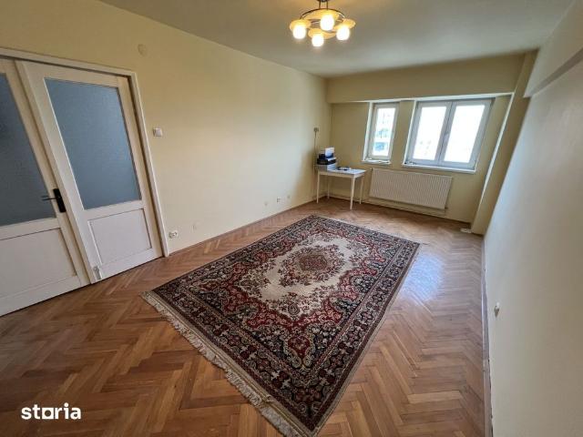 Închiriez garsonieră decomandată, renovată – zona Gării
