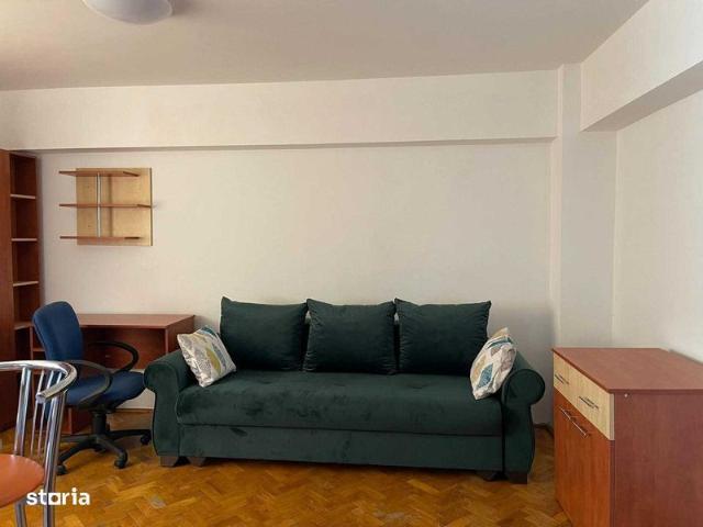Inchiriez garsoniera ultracentral,zona Ramada,termen lung