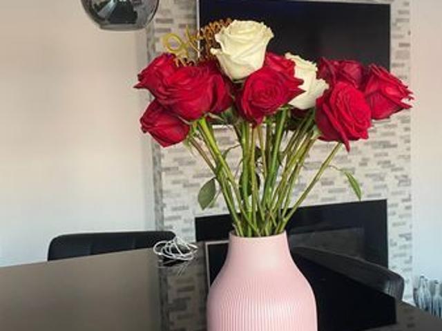 Inchiriez garsoniera, apartamet 120 de lei/ noapte