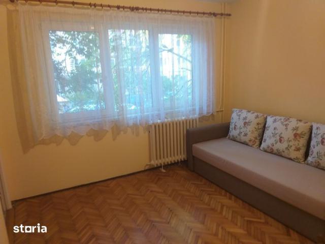 Închiriez garsoniera Complex Studentesc