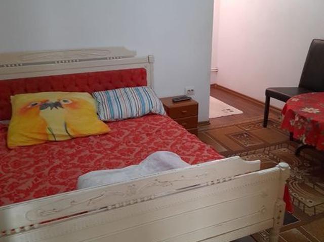 Inchiriez garsoniera cu toate utilitatile incluse