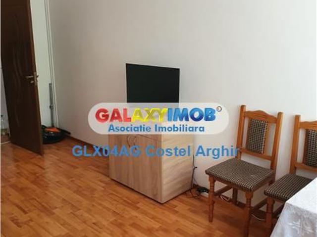Inchiriez garsoniera in zona Craiovei