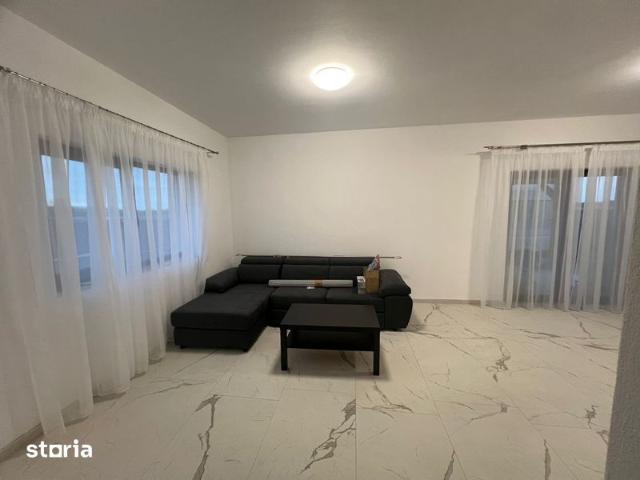 Inchiriez duplex 4 camere Ghiroda