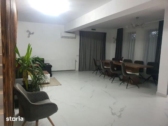 Închiriez în regim hotelier vila de lux în Cihei