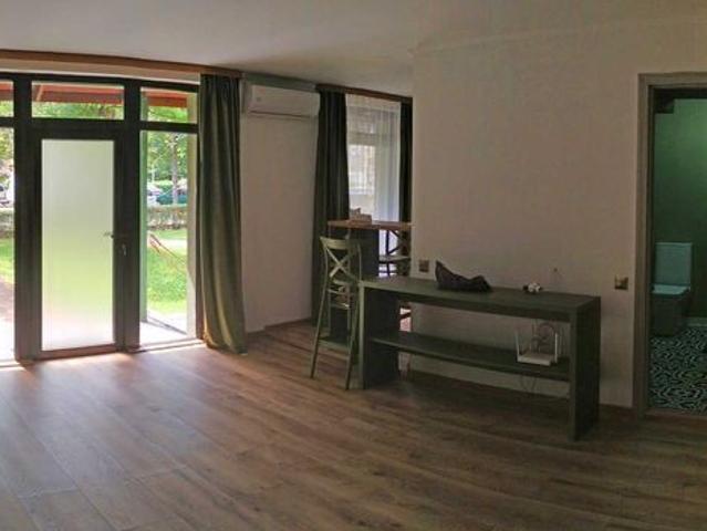 Inchiriez spatiu Hunedoara