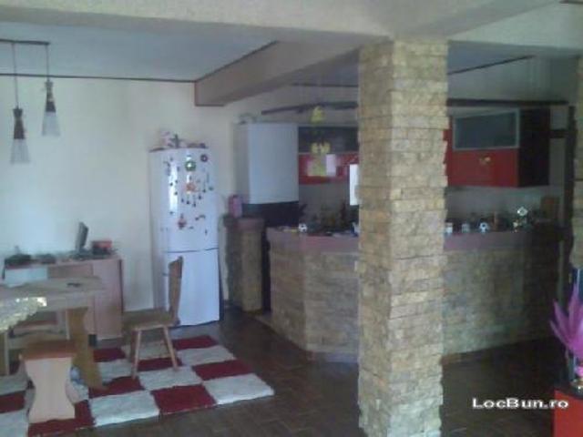 INCHIRIEZ VILA DE LUX MAMAIA NORD