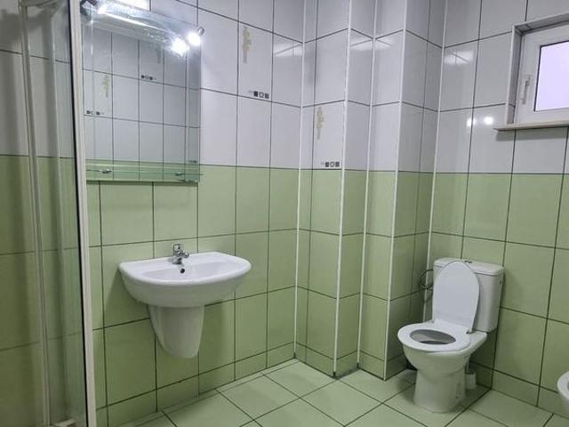 Inchiriez vila in Pitesti, pretabila clinica medicala, gradinita,after