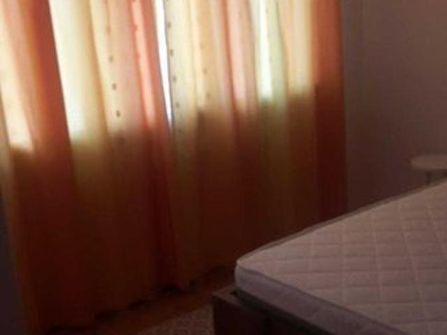 Inchriez apartament cu 2 camere zona centrala 1300 lei/luna