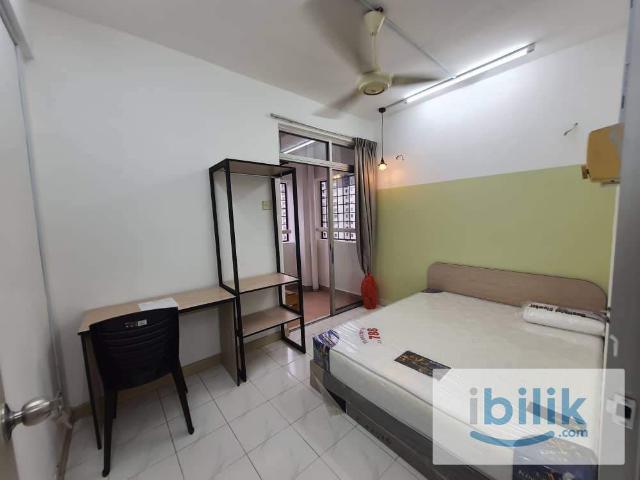 INCLUDE UTILITIES BALCONY ROOM AT D'AMAN CRIMSON NEAR LRT