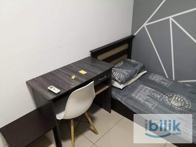 Include UtilitiesBest LocationSingle bedroom with windows and AC located in Palm Spring, KD