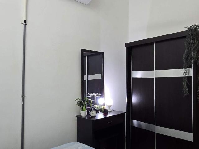 Include Utility AIR COND room share bathroom