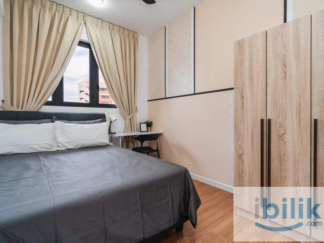 Inclusiive male room