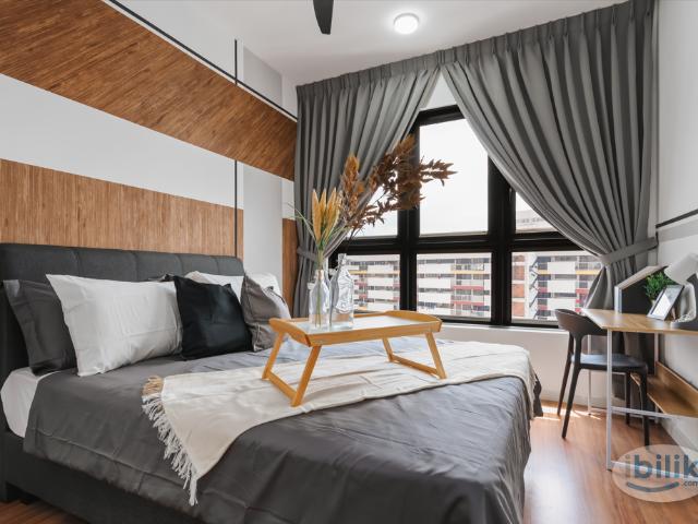 Inclusive fully furnish master room
