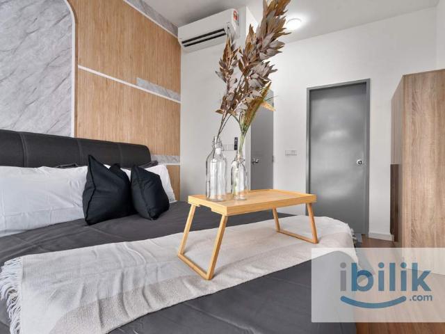 Inclusive master room for male