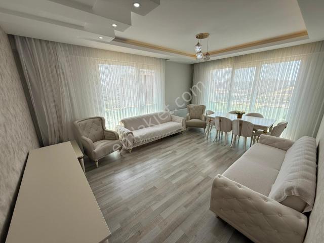 Incom Lıne Gayrimenkul 50.yolda 3.5+1 Masraflı Daire