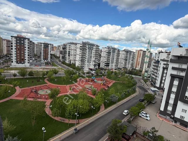 Incom Lıne Satıyor Full Yapılı Kent Meydanı Yanı 3+1 Daire