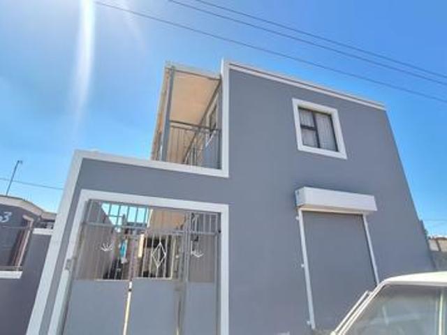 income generating 6 unit investment.