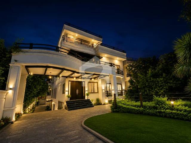 Income Generating 2 Kanal House For Sale In F 6 Islamabad