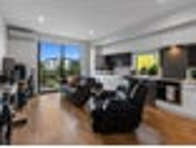 Income Producing City Apartment With Car Park