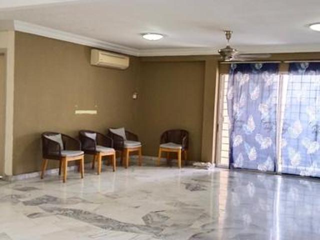 Incredible Buy Spacious 1959sf Condo Fh at Sri Desa w 2carparks