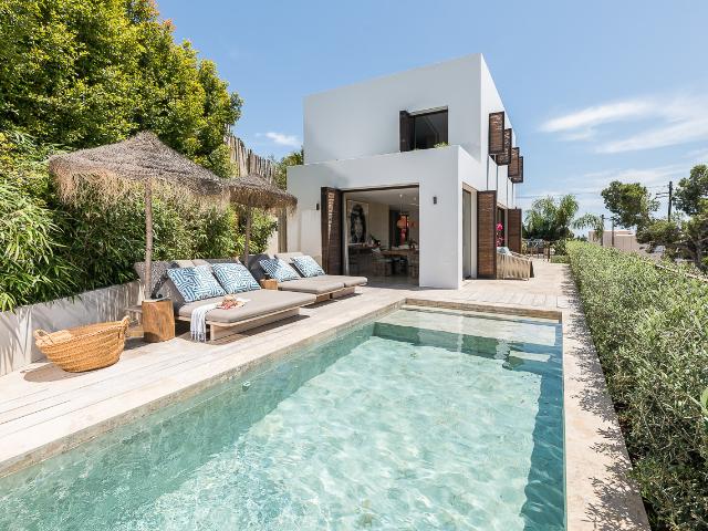 Incredible villa with views of Talamanca and Dalt Vila