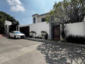 INCREIBLE CASA EN VENTA EN ZONA NORTE DE CUERNAVACA TLALTENANGO