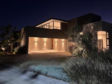 INCREIBLE CASA EN VENTA EN RESIDENCIAL EL MOLINO CLUB DE GOLF