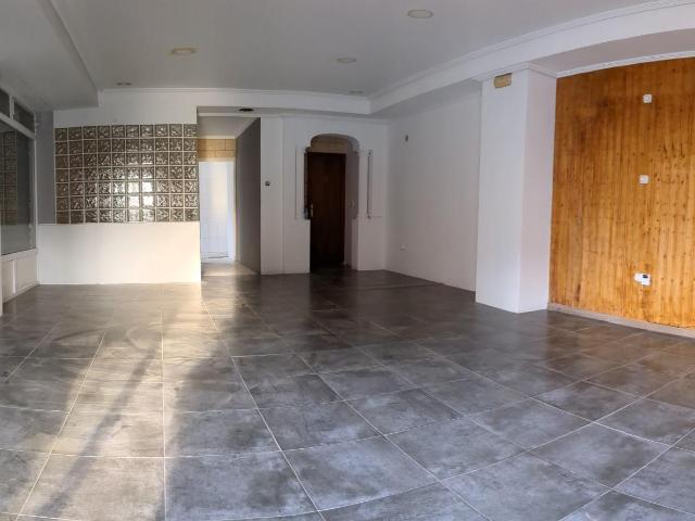 ¡Increíble oportunidad comercial en Torrellano!