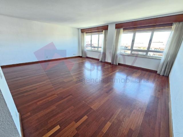 Increíble piso en Torre de Logroño en plena Gran Vía de Logroño