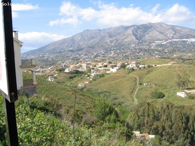 Increibles vistas al mar y montaña. Incluye licencia y proyecto