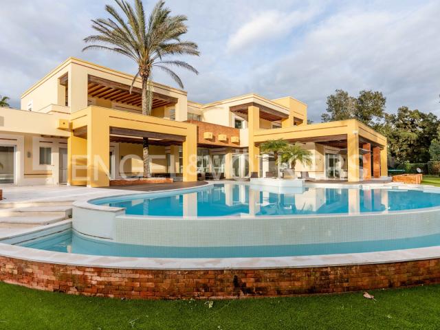 Incrível moradia contemporânea de 5 quartos com piscina interior e exterior, primeira linha Penina Golf Alvor