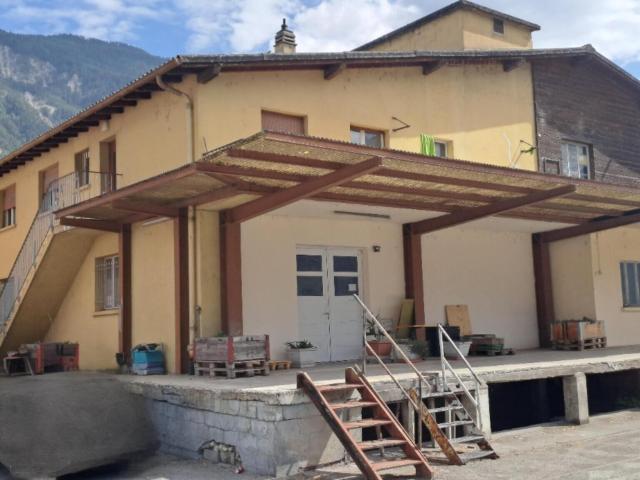 Industrial building on sale in Charrat | dreamo. Ch