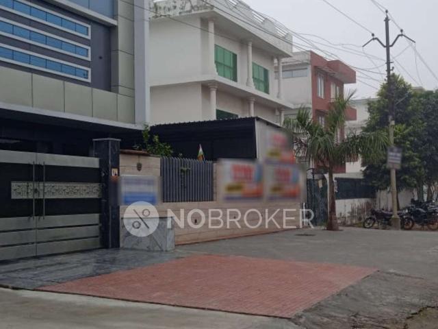 Industrial Building in Epip Site V. Kasna Ind. Area, Greater Noida for Rent