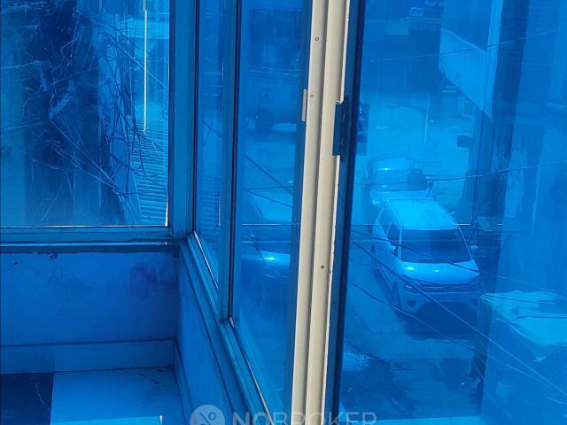 Industrial Building in Sector 52, Faridabad for Rent