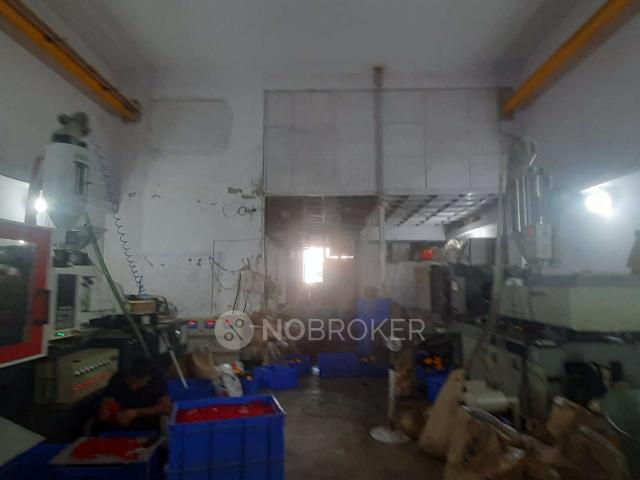 Industrial Building in Udyog Nagar, Delhi for sale