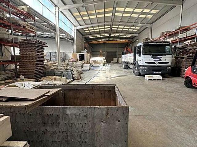 Industrial Corrales De Buelna, Los Cantabria ES74520634