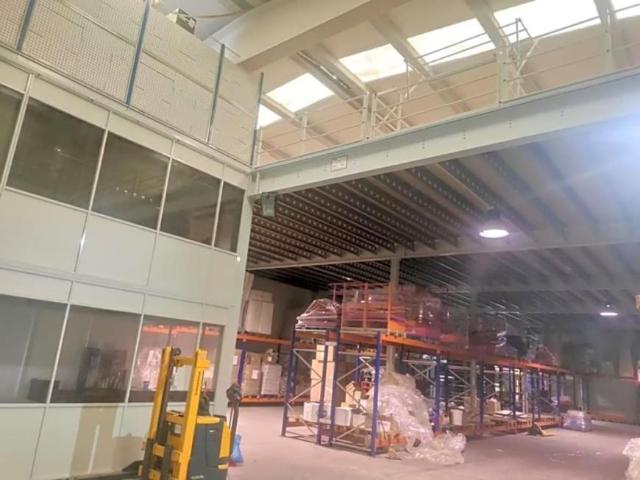 Industrial Corrales De Buelna, Los Cantabria LS96289156