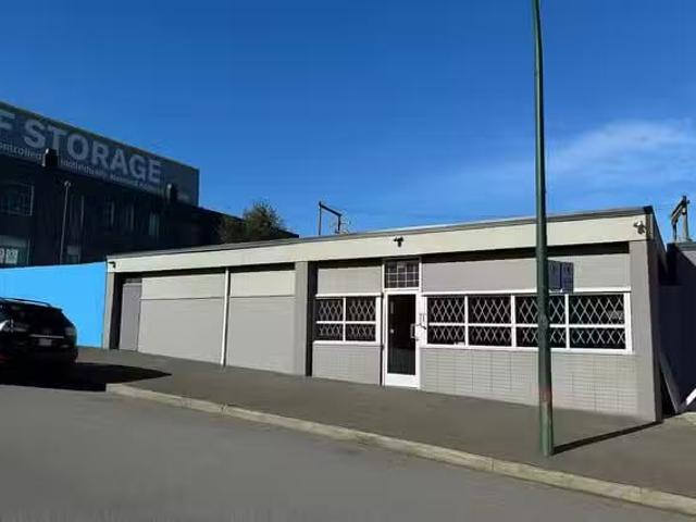 Industrial for lease in Vancouver, Vancouver East, 1277 E Pend.