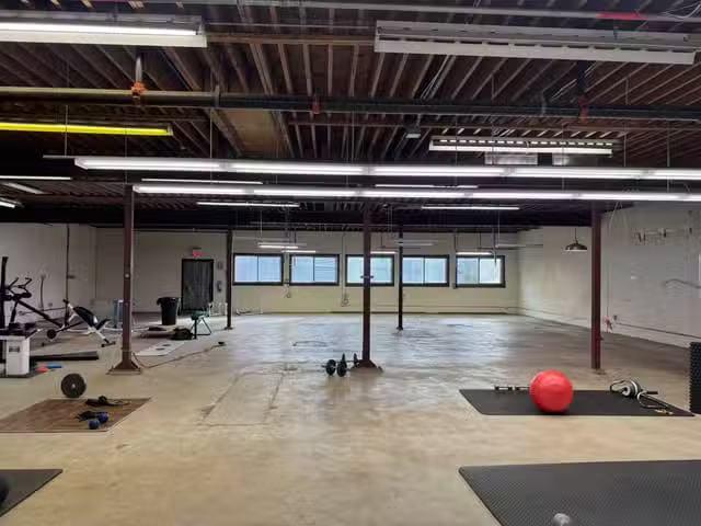 Industrial for lease in Vancouver, Vancouver East, 210 60 E 5t.